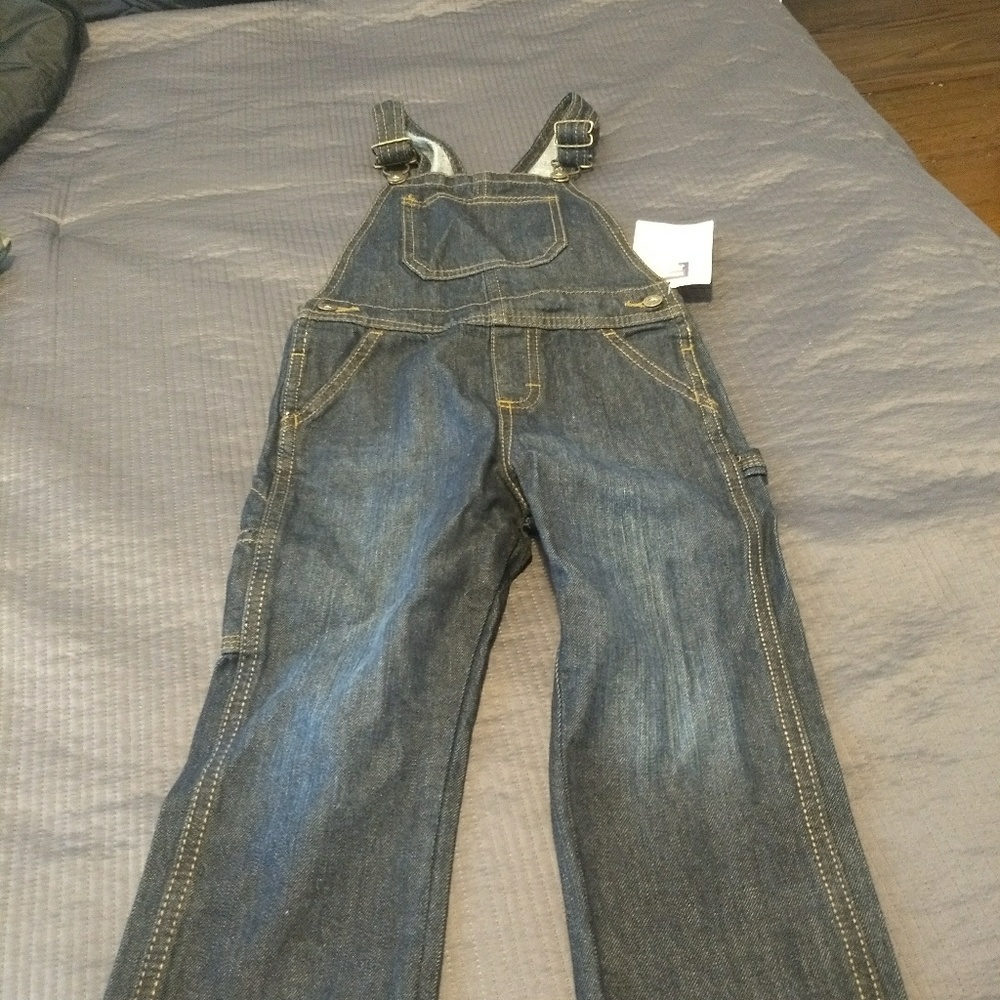 Boys brand new overalls size 3T
